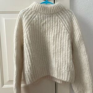 H&M crème colored wool/alpaca blend sweater-XS